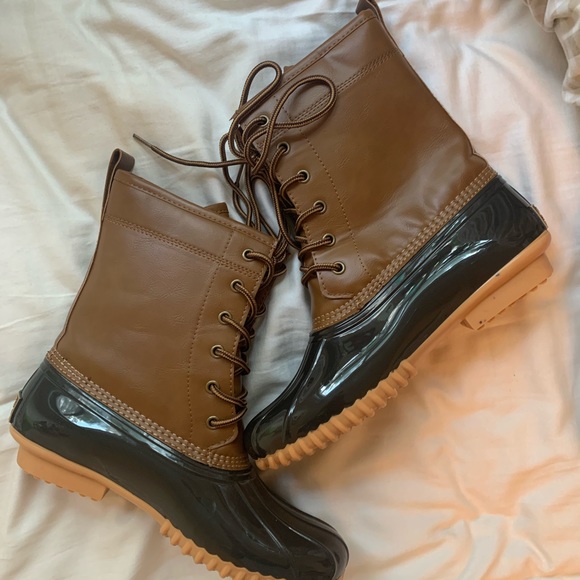 Leather Duck Boots - Picture 3 of 6